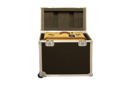 Small briefcase speaker case